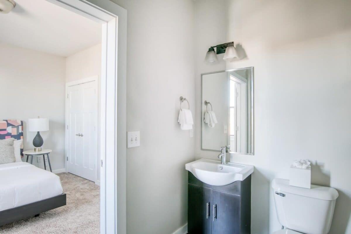 Cozysuites Music Row Chic 1br W Free Parking 12 Apartment Nashville