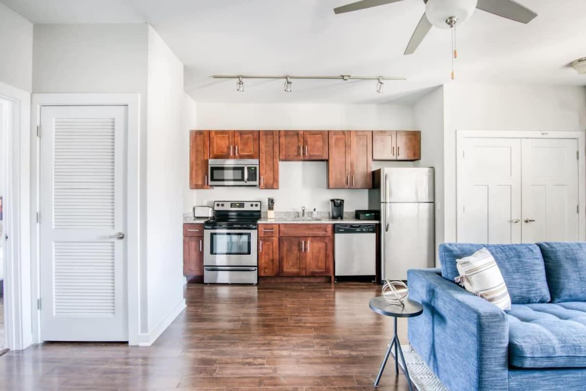 Apartment Cozysuites Music Row Chic 1br W Free Parking 12 Nashville